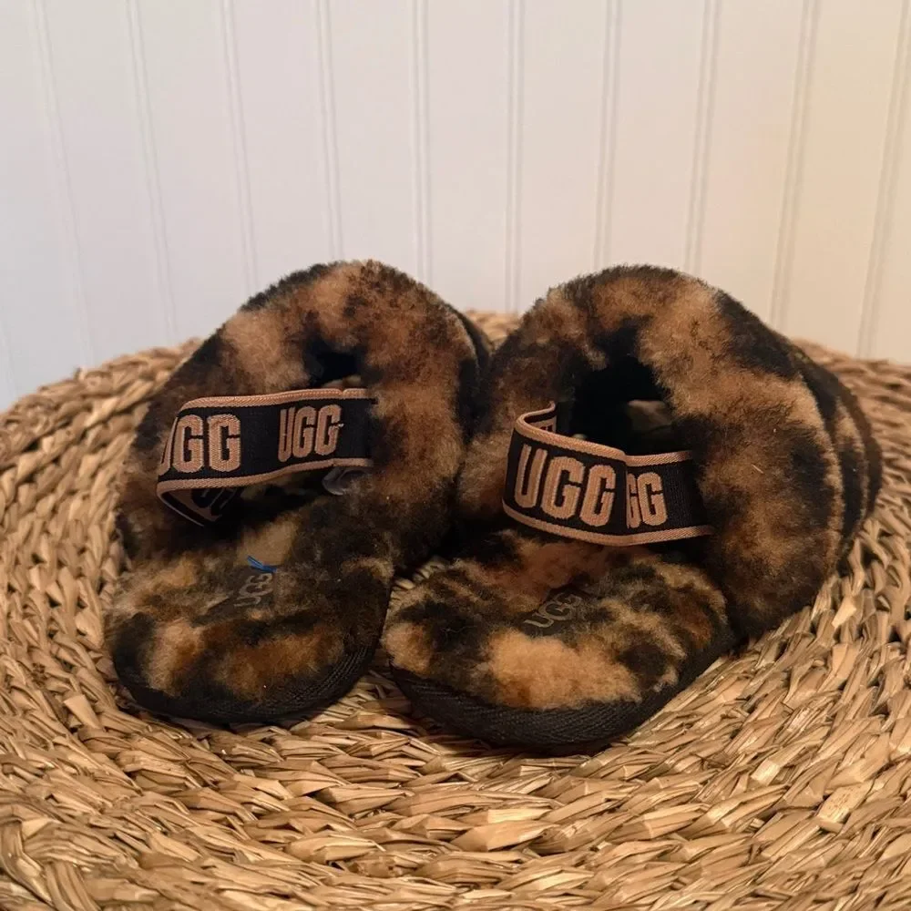 UGG Kids Animal Print Fluffy Slippers - 10 - Good Condition